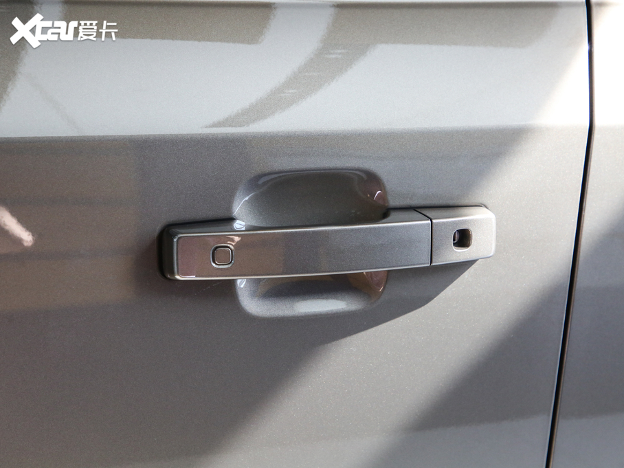 2020lʿ 110 P400 HSE