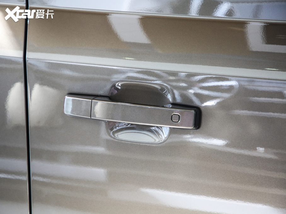 2020lʿ 110 P400 HSE