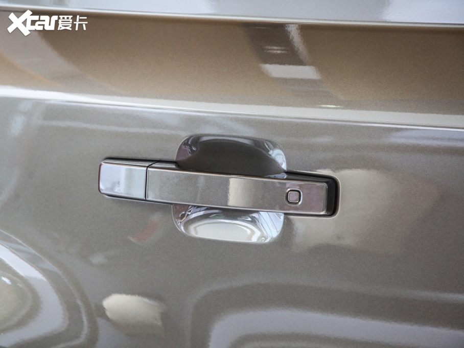 2020lʿ 110 P400 HSE