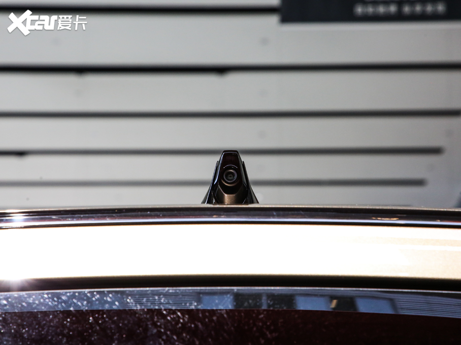 2020l(wi)ʿ 110 P400 HSE