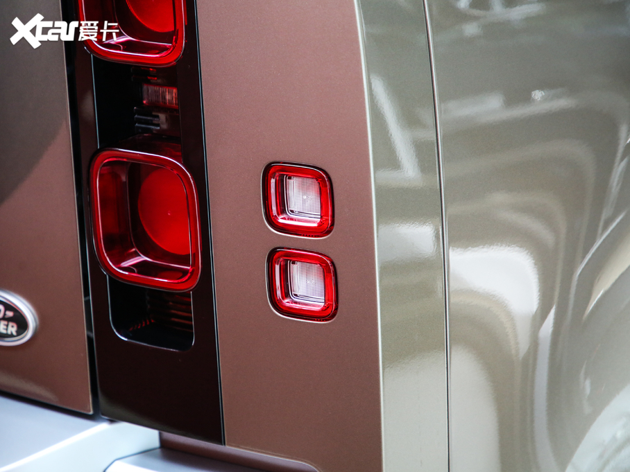 2020l(wi)ʿ 110 P400 HSE