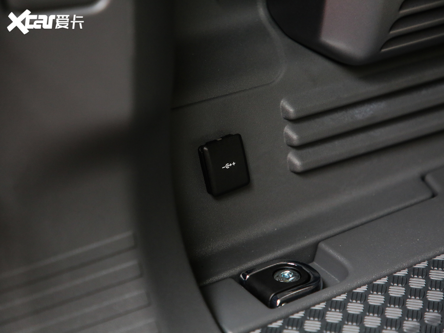 2020lʿ 110 P400 HSE