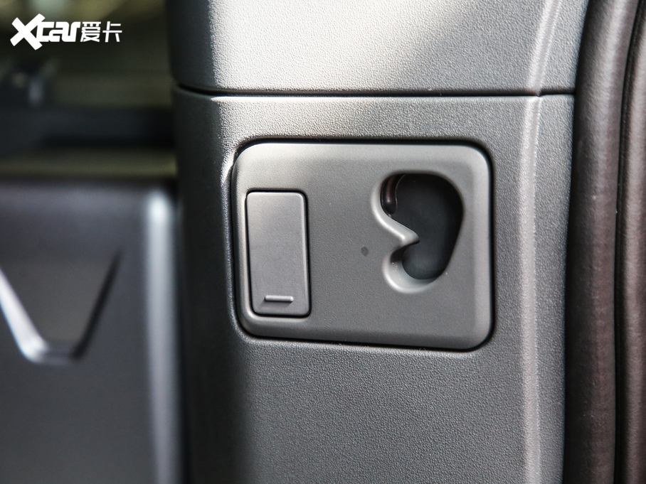 2020l(wi)ʿ 110 P400 HSE