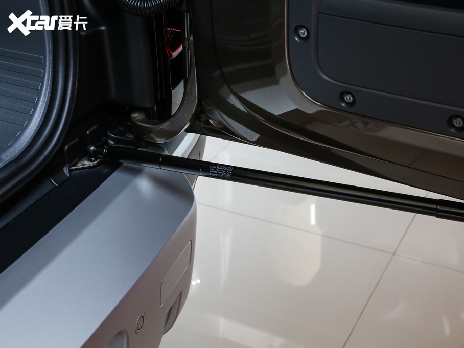 2020lʿ 110 P400 HSE