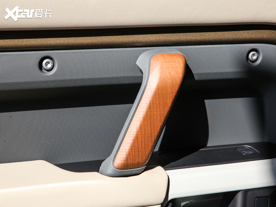 2020lʿ 110 P400 HSE