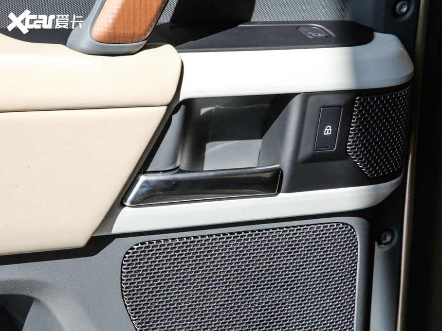 2020lʿ 110 P400 HSE