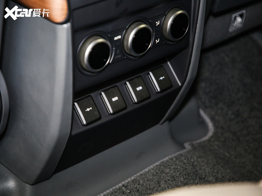 2020lʿ 110 P400 HSE