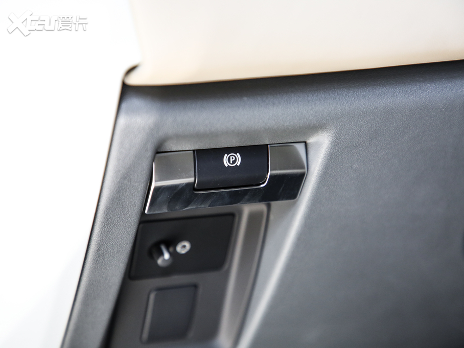 2020lʿ 110 P400 HSE