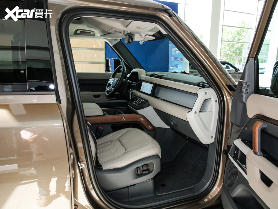 2020lʿ 110 P400 HSE