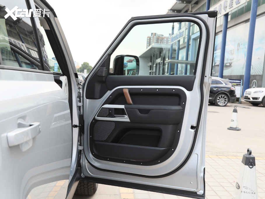 2020lʿ 110 P400 ؄e