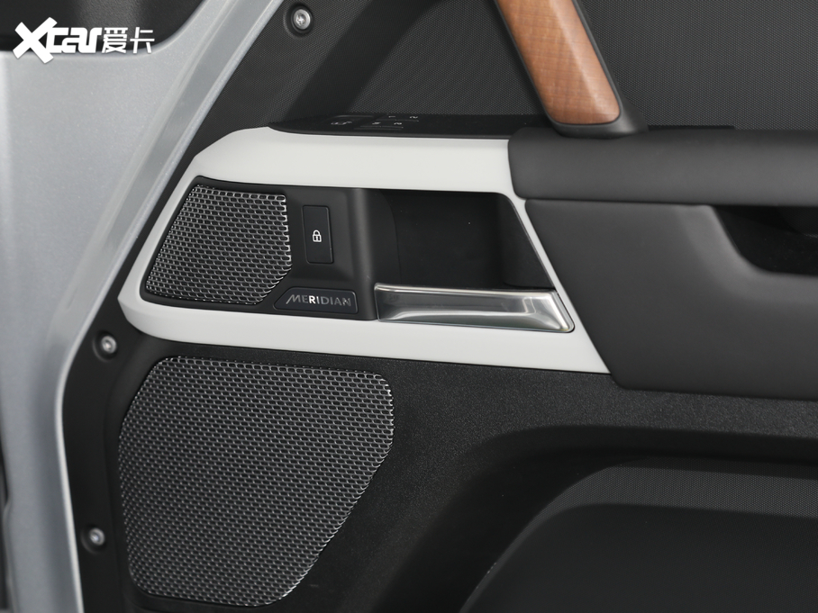 2020lʿ 110 P400 ؄e