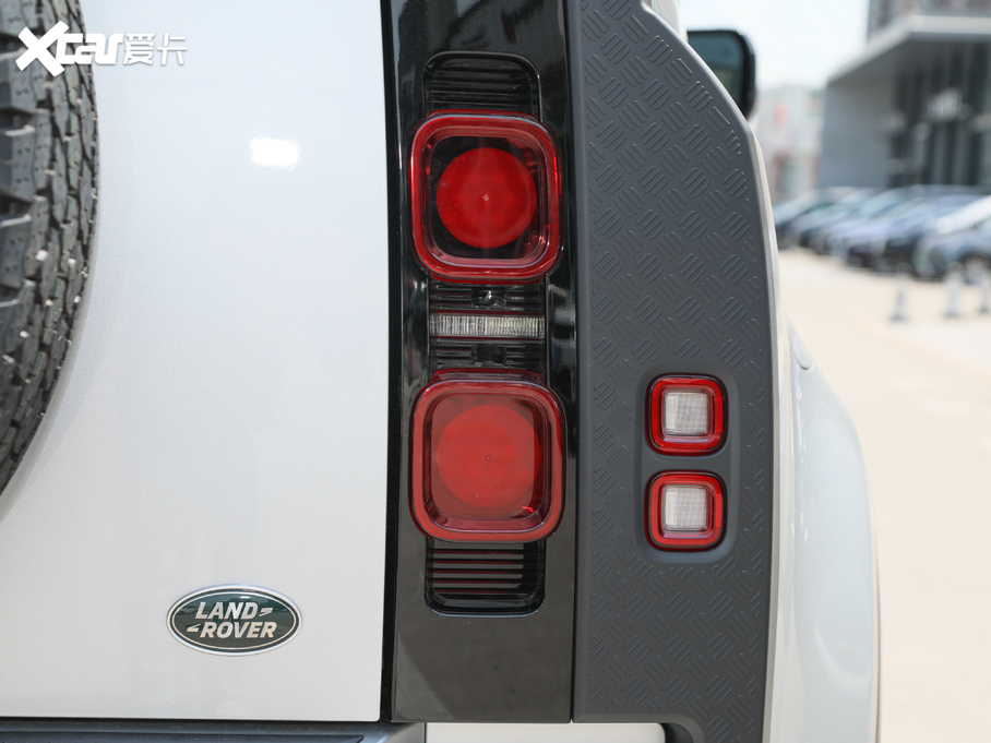 2020lʿ 110 P400 ؄e