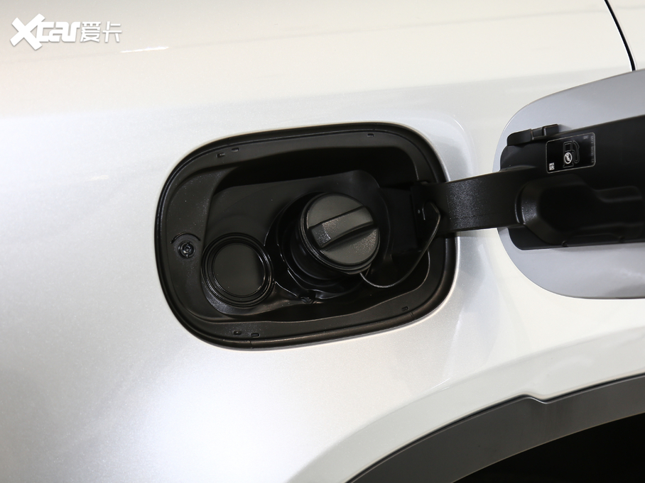 2020lʿ 110 P400 ؄e