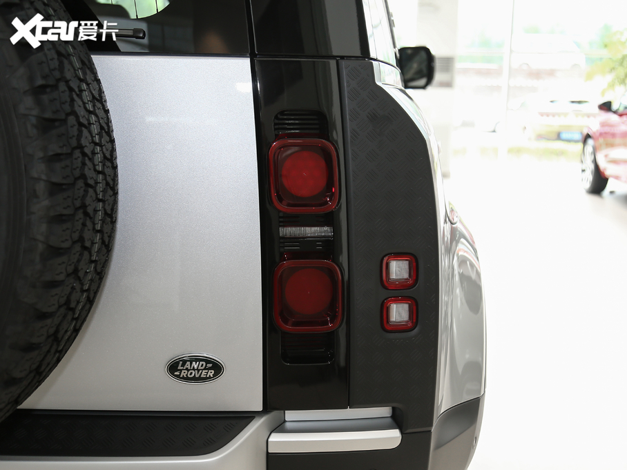 2020lʿ 110 P400 ؄e