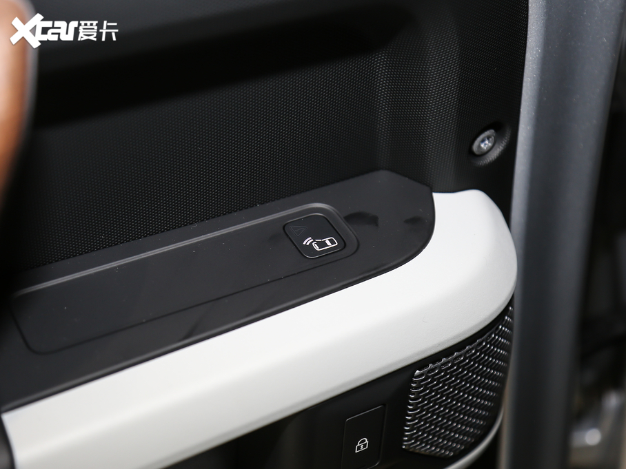 2020lʿ 110 P400 ؄e