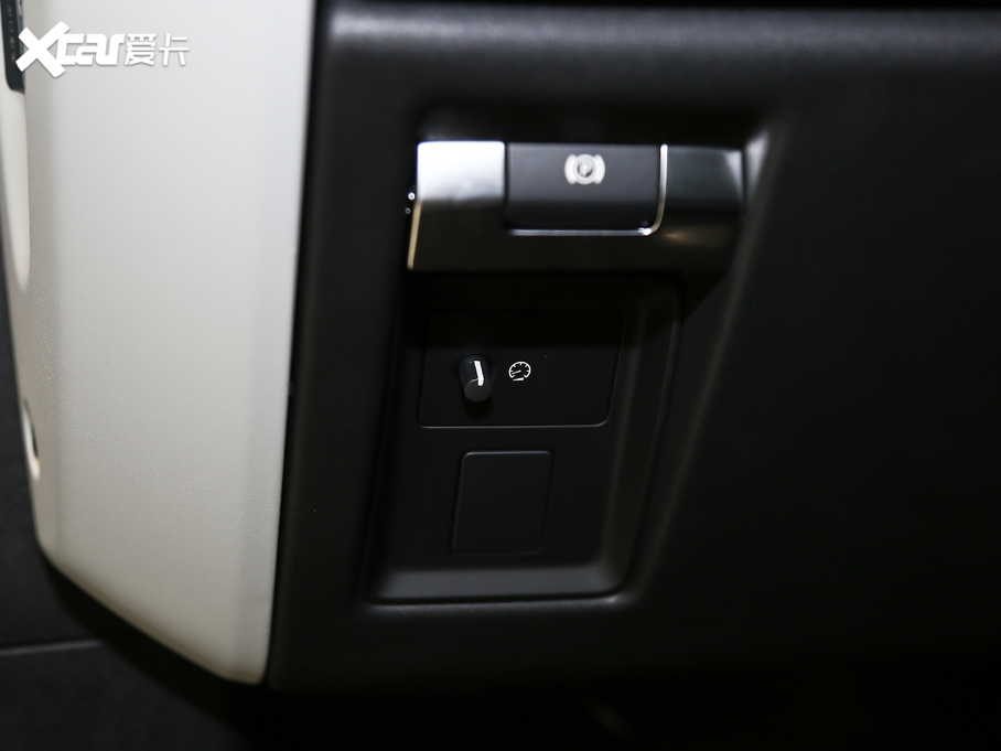 2020lʿ 110 P400 ؄e