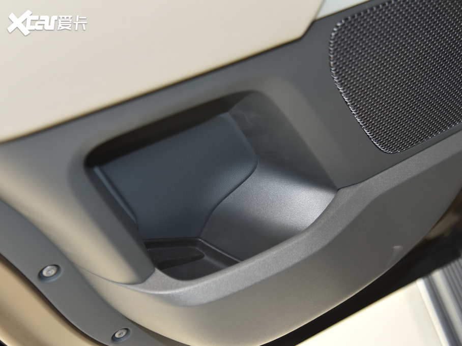 2020l(wi)ʿ 110 P400 SE