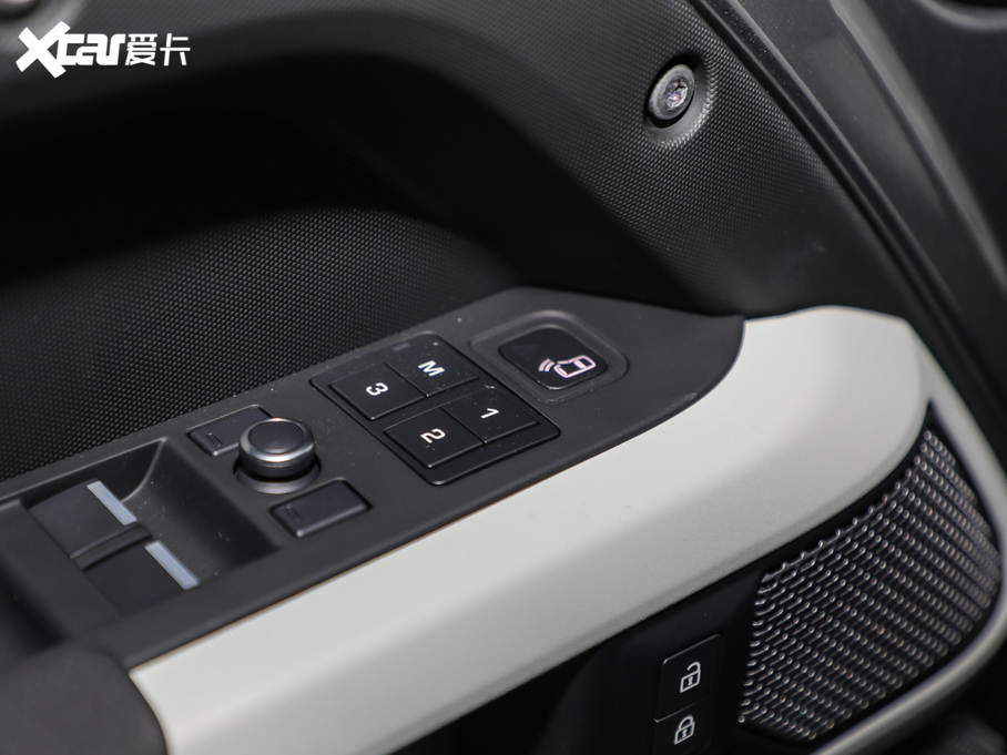 2020lʿ 110 P400 ؄e