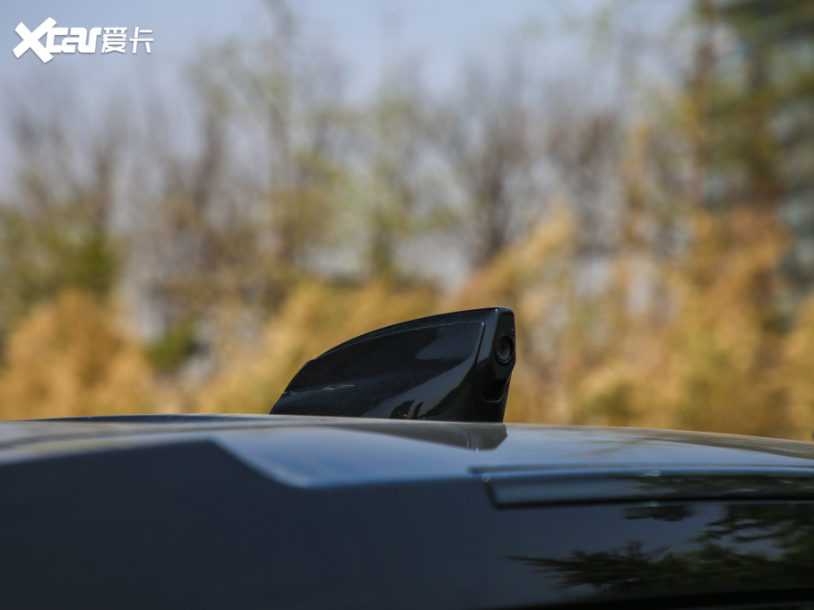 2020l(wi)ʿ 110 P400 HSE