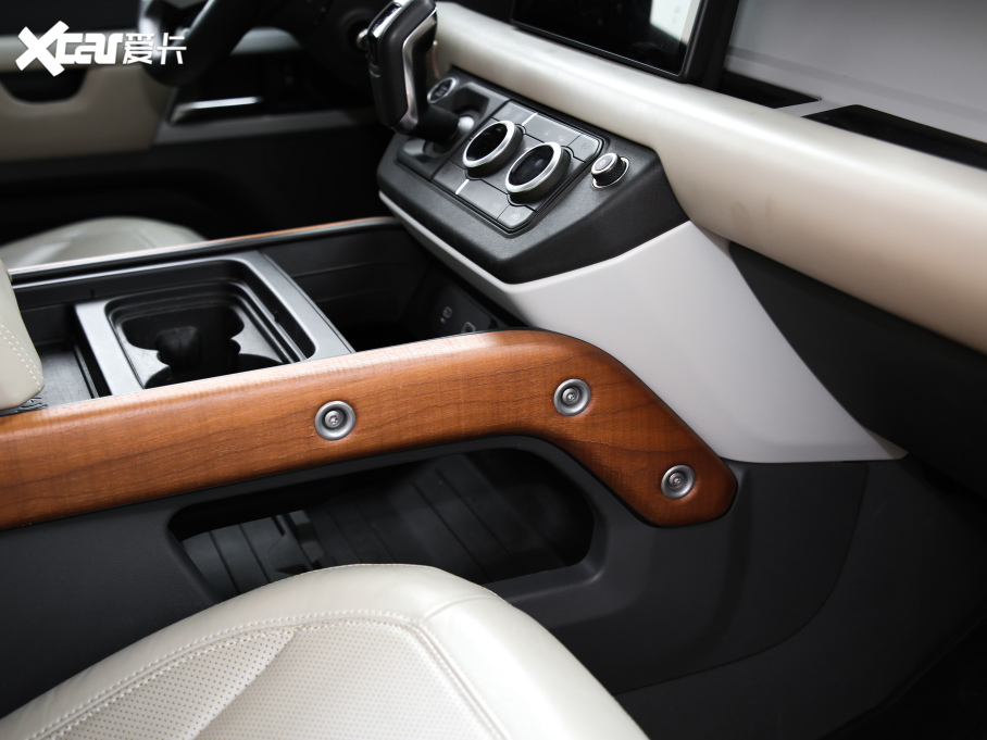 2020lʿ 110 P400 HSE