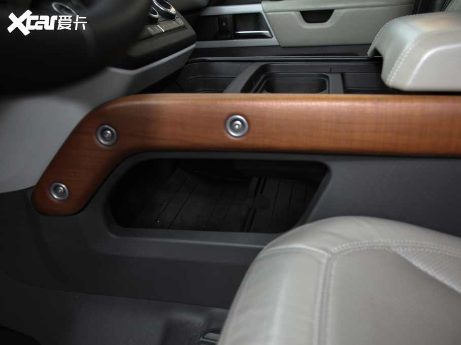 2020lʿ 110 P400 HSE