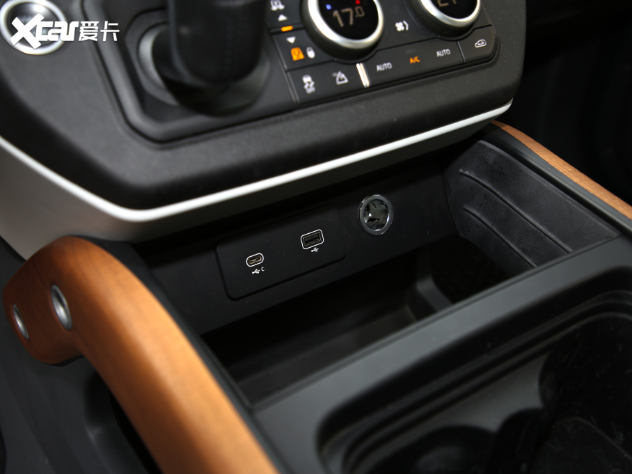 2020lʿ 110 P400 HSE