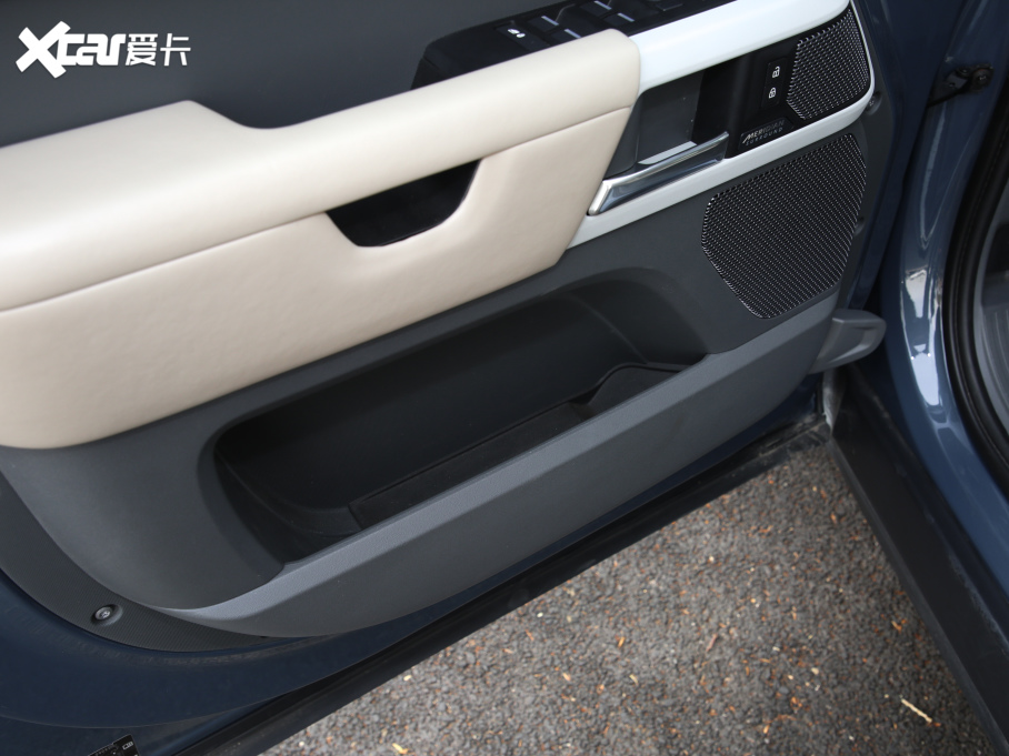 2020lʿ 110 P400 HSE