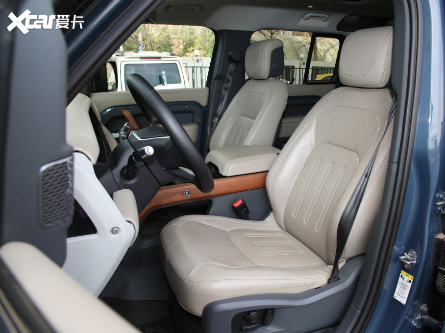 2020l(wi)ʿ 110 P400 HSE