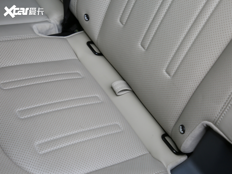 2020lʿ 110 P400 HSE