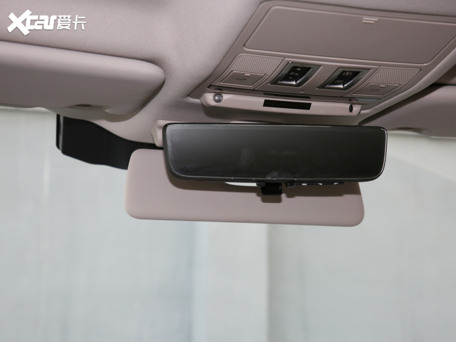 2020l(wi)ʿ 110 P400 HSE