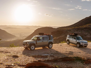 2020110 D240 Urban Pack Ӣ w^