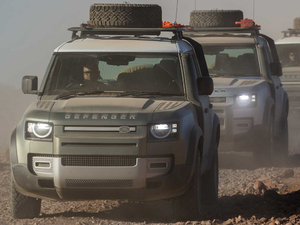 2020110 D240 Urban Pack Ӣ w^