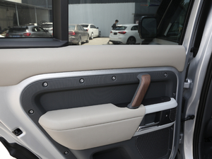 2020110 P400 װl(f)y؄e׼ g