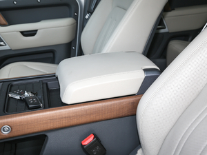 2020110 P400 װl(f)y؄e׼ 