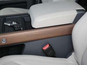 2020110 P400 װl(f)y؄e׼ g