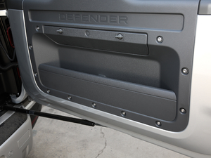 2020110 P400 װl(f)y؄e׼ g