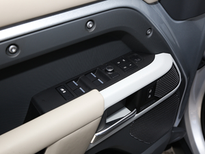 2020110 P400 װly؄e׼ {܇ƅ^	