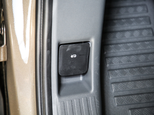 2020110 P400 HSE п؅^