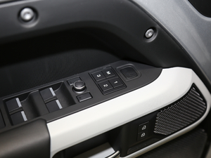 2020110 P400 ؄e п؅^