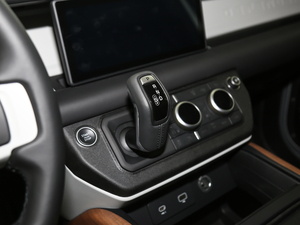 2020110 P400 ؄e п؅^