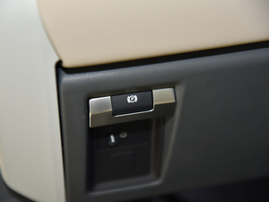 2020110 P400 SE v܇Ƅ