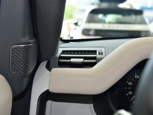 2020110 P400 SE п؅^