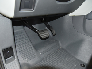 2020110 P400 SE п؅^