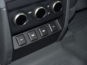 2020110 P400 SE п؅^(q)