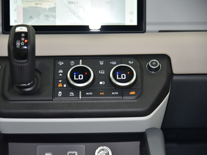 2020110 P400 SE п؅^(q)