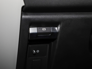 2020110 P400 ؄e v܇Ƅ(dng)