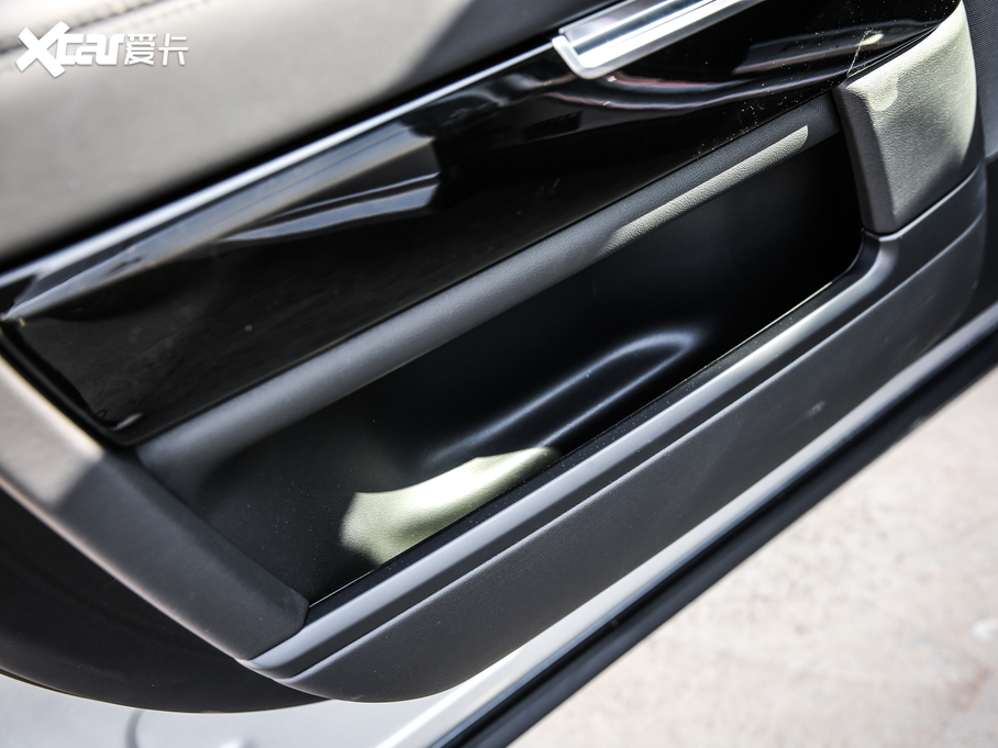 2020\ 3.0T L6 HST