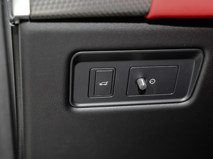 20203.0T L6 HSE Dynamic п؅^