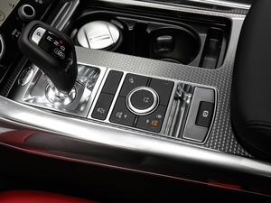 20203.0T L6 HSE Dynamic п؅^