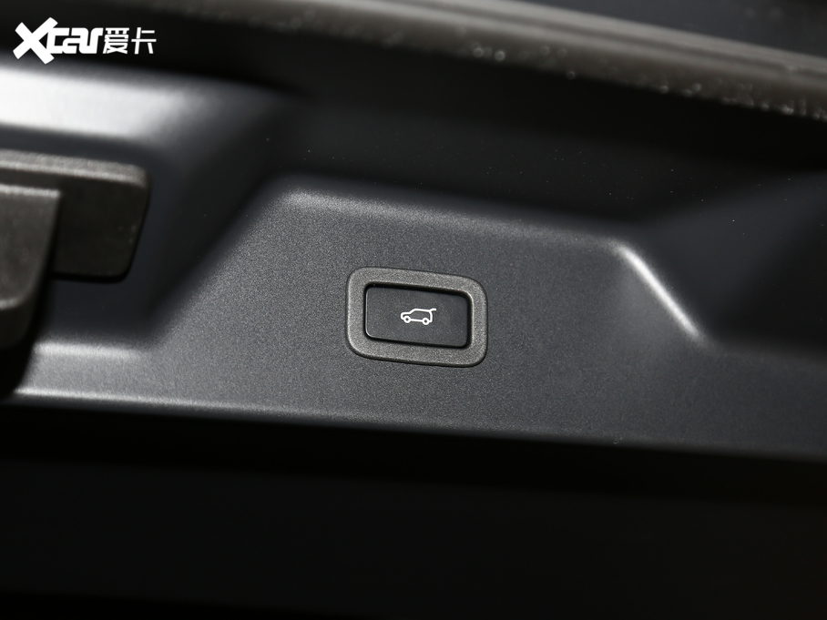 2020 5.0 V8 SC 50 SVذ